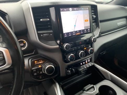 Used 2022 RAM 1500 Big Horn AWD/4WD image 14