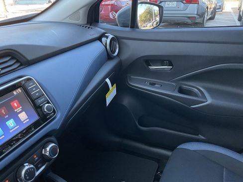 New 2025 Nissan Versa SV image 32