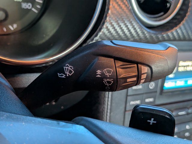 Used 2018 Ford Mustang Coupe RWD image 24