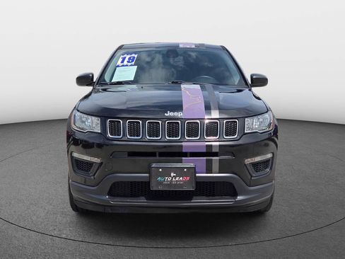 Used 2019 Jeep Compass Sport w/ Tech Group FWD image 3