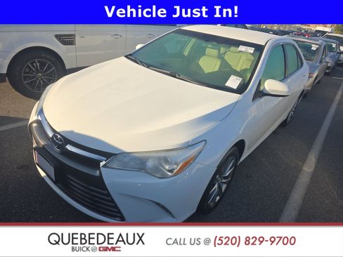 Used 2015 Toyota Camry XLE image 1
