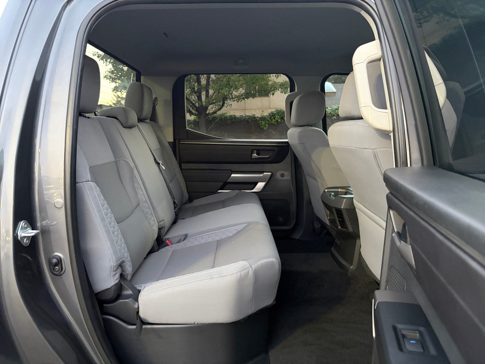 Used 2024 Toyota Tundra SR5 AWD/4WD image 27