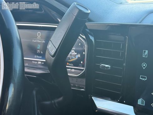 Used 2024 Chevrolet Silverado 2500 LT image 24