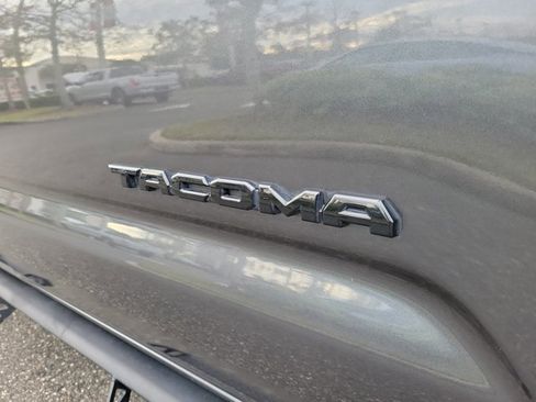 Used 2022 Toyota Tacoma SR5 image 7