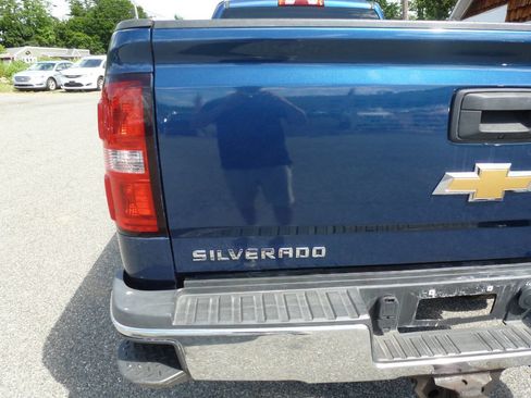 Used 2018 Chevrolet Silverado 2500 W/T w/ WT Convenience Package AWD/4WD image 10