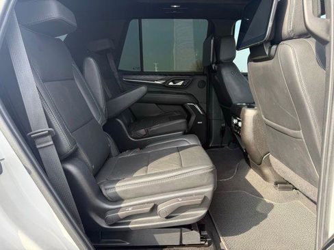 Used 2023 GMC Yukon Denali w/ Advanced Technology Package image 38