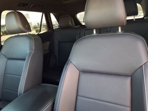 Certified 2023 Volkswagen Atlas Cross Sport SE w/ Panoramic Sunroof Package image 19