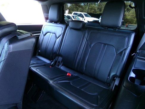 Used 2019 Ford Expedition Limited w/ Special Edition Package AWD/4WD image 17