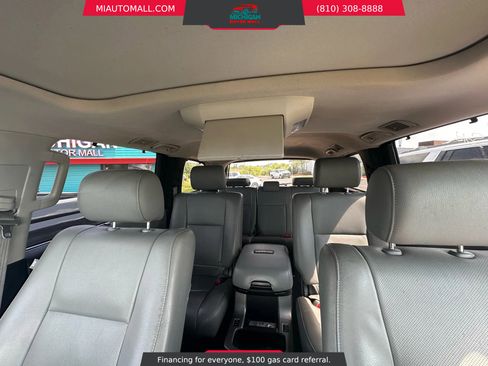 Used 2015 Toyota Sequoia Platinum image 22