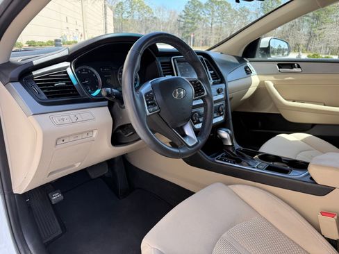Used 2019 Hyundai Sonata SEL image 21