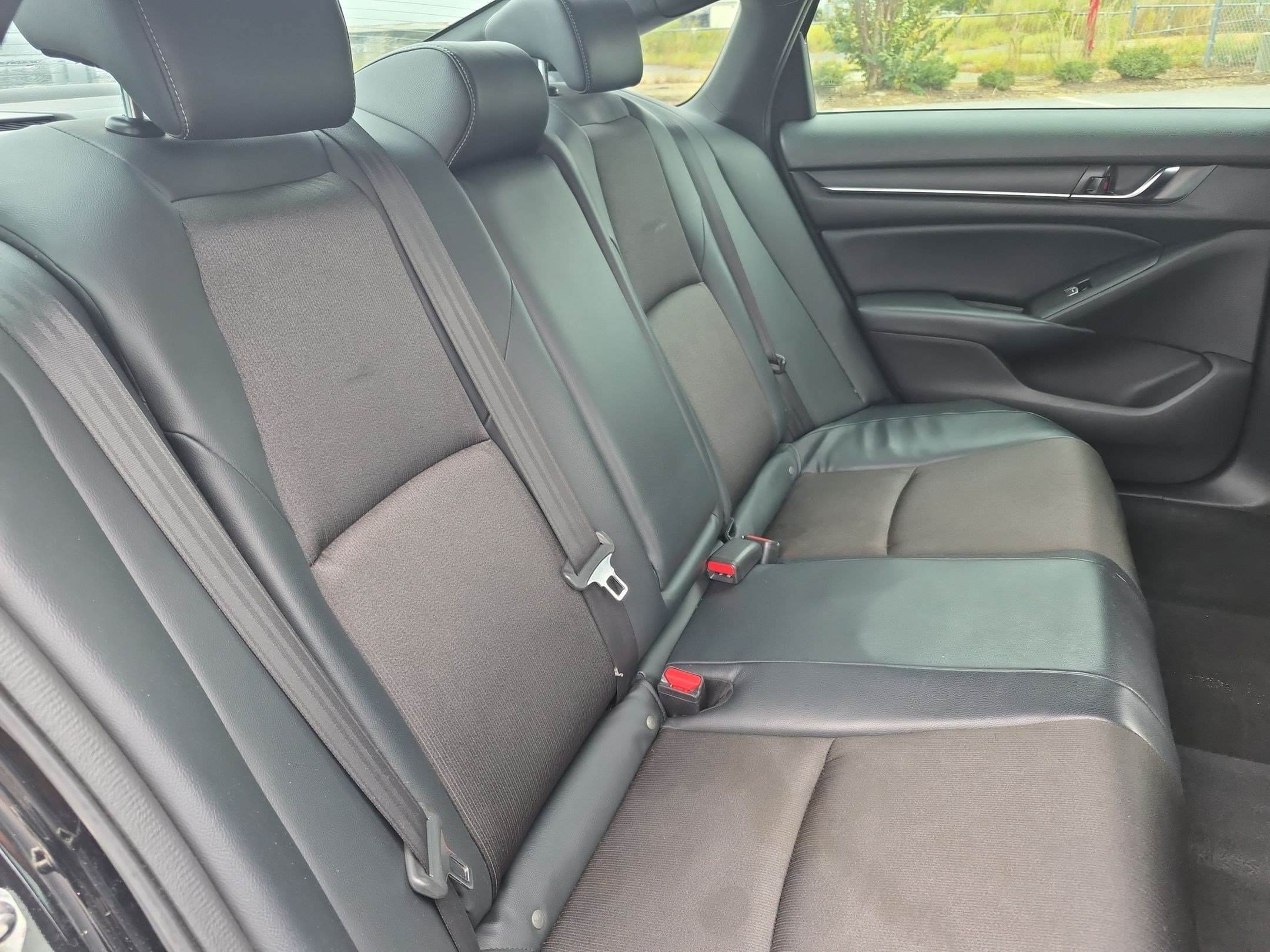 Used 2018 Honda Accord Sport image 30
