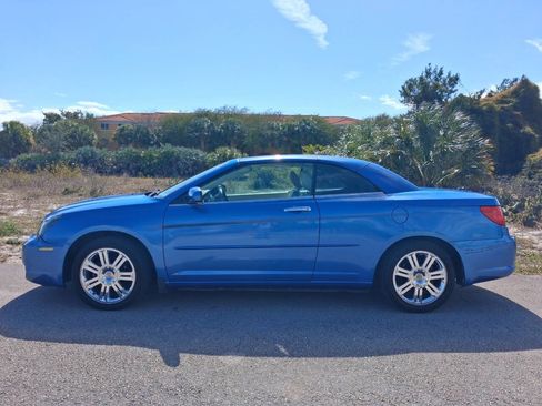 Used 2008 Chrysler Sebring Limited w/ Luxury Group FWD image 1