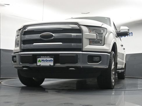 Used 2016 Ford F150 Lariat w/ Equipment Group 502A Luxury AWD/4WD image 7