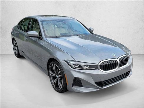 Used 2023 BMW 330i xDrive Sedan w/ Premium Package AWD/4WD image 27