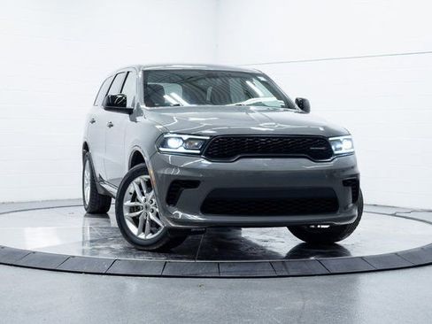 Used 2023 Dodge Durango GT image 4