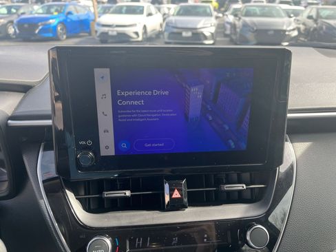 Used 2025 Toyota Corolla LE image 17