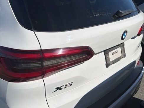 Used 2019 BMW X5 xDrive40i w/ Convenience Package image 8