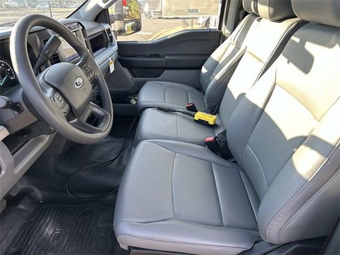 Used 2024 Ford F350 XL w/ Snow Plow Prep Package image 21