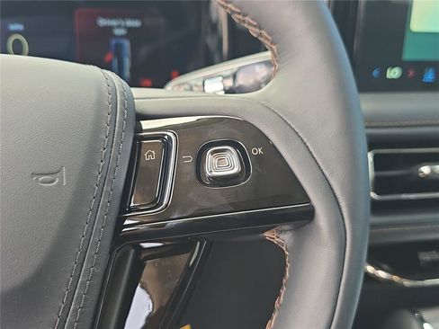New 2026 Lincoln Aviator 2WD w/ Jet Appearance Package image 24