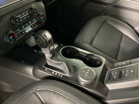 New 2026 Ford Bronco Outer Banks AWD/4WD image 19