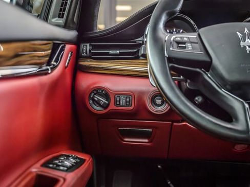 Used 2018 Maserati Quattroporte S GranLusso Q4 image 47