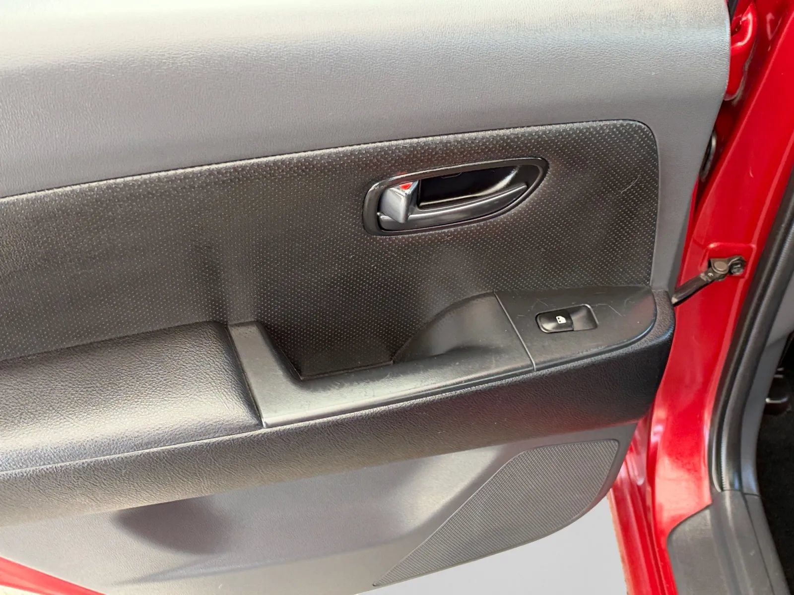 Used 2008 Hyundai Elantra GLS FWD image 15
