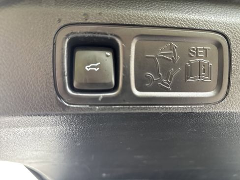 Used 2020 Ford Expedition Limited w/ Equipment Group 302A image 37