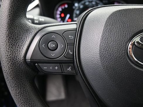 Certified 2025 Toyota RAV4 XLE w/ Convenience Package image 28