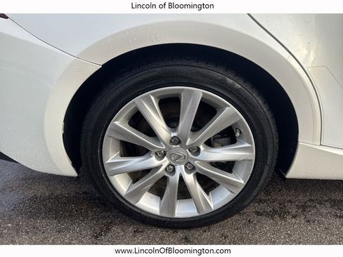 Used 2016 Lexus IS 300 AWD image 11