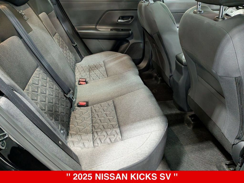 Certified 2025 Nissan Kicks SV w/ SV Premium Package AWD/4WD image 33