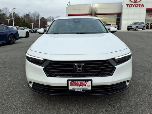 Used 2024 Honda Accord EX image 8