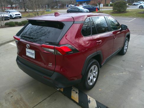 Used 2023 Toyota RAV4 LE image 13