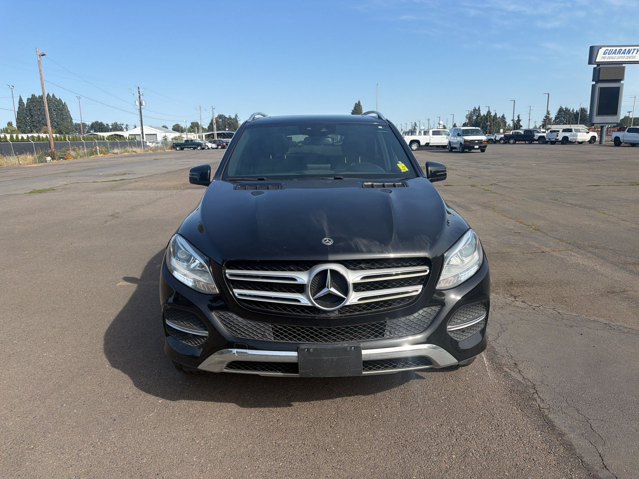 Used 2018 Mercedes-Benz GLE 350 image 2