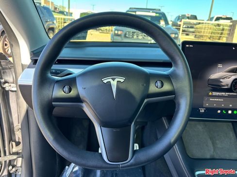 Used 2025 Tesla Model Y Performance AWD/4WD image 20