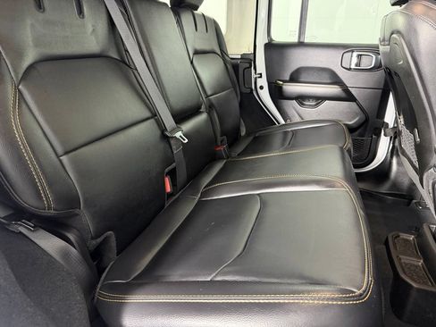 Used 2024 Jeep Wrangler Unlimited Sahara w/ Safety Group AWD/4WD image 21