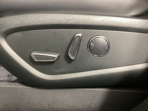 Used 2022 Lincoln Nautilus Reserve image 18