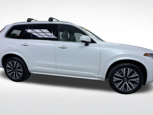 Used 2022 Volvo XC90 T6 Momentum w/ Advanced Package AWD/4WD image 9