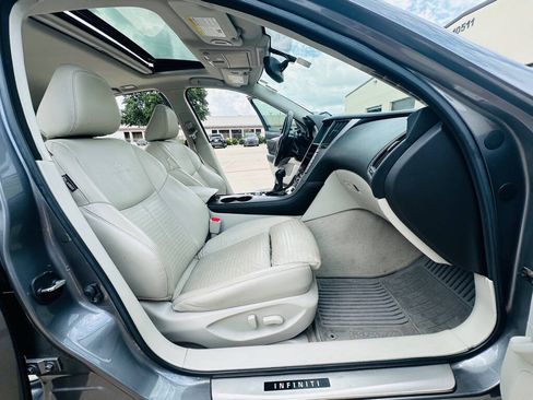 Used 2014 INFINITI Q50 w/ Navigation Package RWD image 22