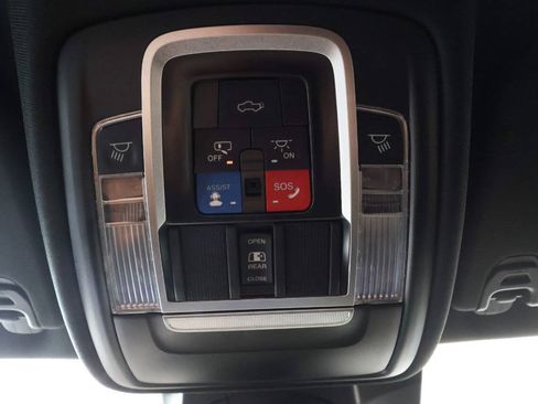 Used 2022 RAM 1500 Limited AWD/4WD image 34