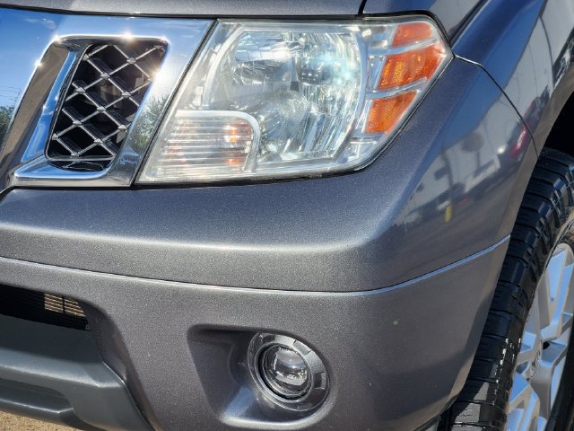Used 2020 Nissan Frontier SV AWD/4WD image 9