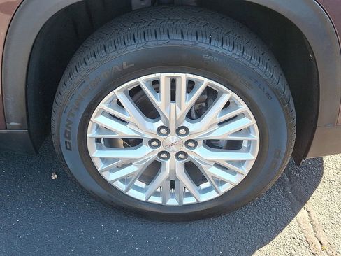 Certified 2024 GMC Acadia Elevation image 8