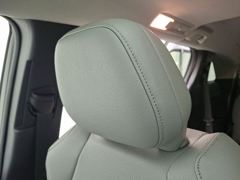 Used 2026 Toyota Sienna XLE FWD image 16