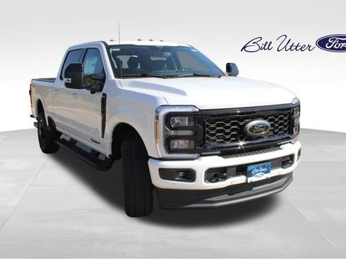 New 2026 Ford F250 Lariat w/ Black Appearance Package image 2