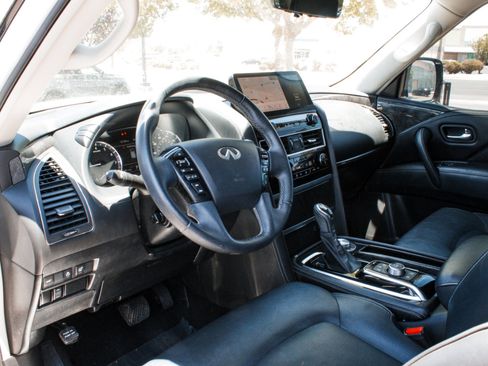 Used 2023 INFINITI QX80 Luxe w/ Cargo Package AWD/4WD image 8