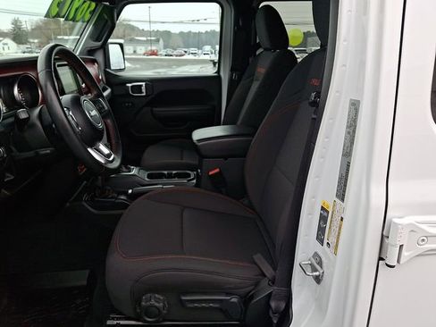 Used 2023 Jeep Wrangler Unlimited Rubicon image 13