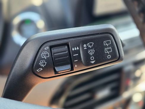 Used 2020 Ford EcoSport Titanium image 40