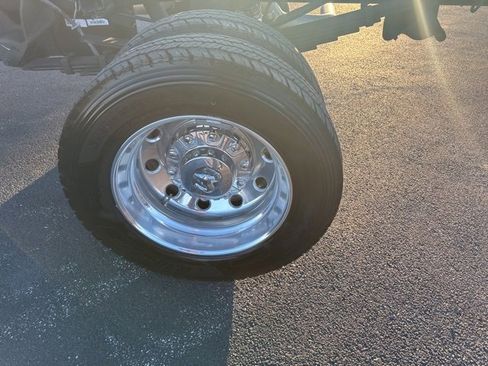 Used 2024 RAM 5500 SLT w/ Quick Order Package 2YG SLT image 5