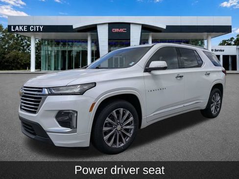 Used 2023 Chevrolet Traverse Premier FWD image 10