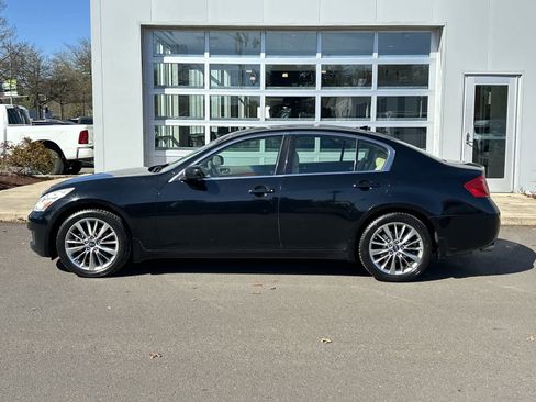 Used 2008 INFINITI G35 x Sedan w/ Premium Pkg AWD/4WD image 2