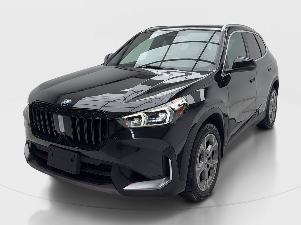 Used 2023 BMW X1 xDrive28i w/ Convenience Package AWD/4WD image 4